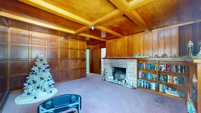 2240 S 350 E, Knox, IN 46534