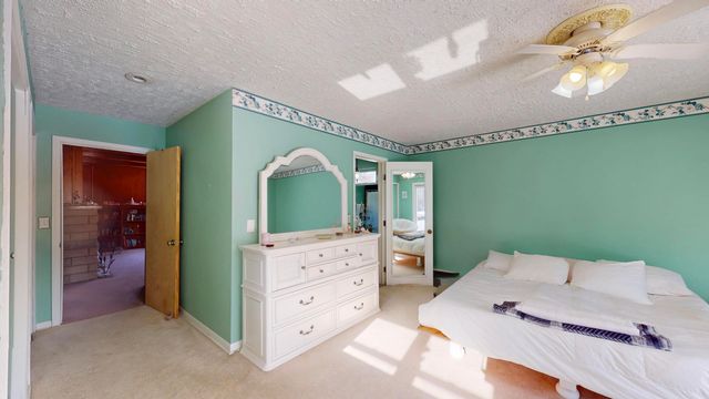 2240 S 350 E, Knox, IN 46534