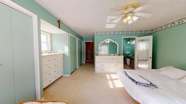 2240 S 350 E, Knox, IN 46534