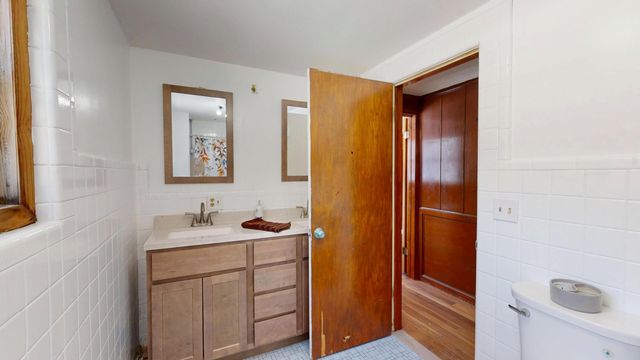 2240 S 350 E, Knox, IN 46534