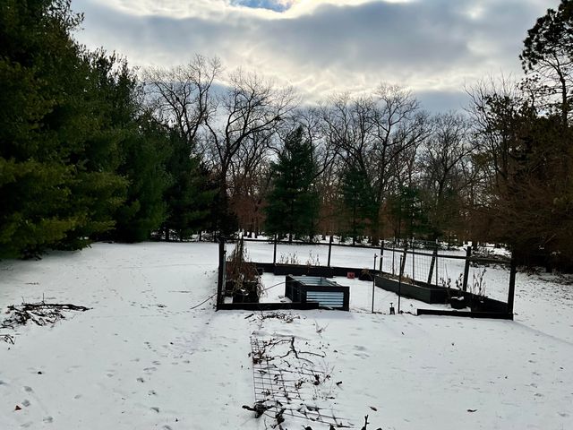 2240 S 350 E, Knox, IN 46534