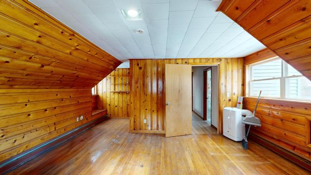 2240 S 350 E, Knox, IN 46534