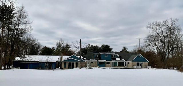 2240 S 350 E, Knox, IN 46534