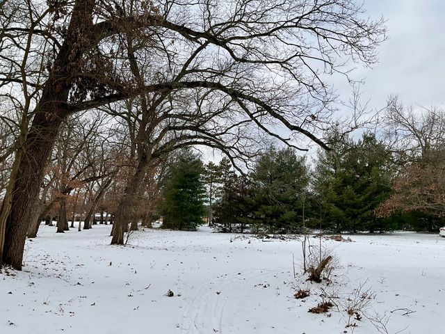 2240 S 350 E, Knox, IN 46534