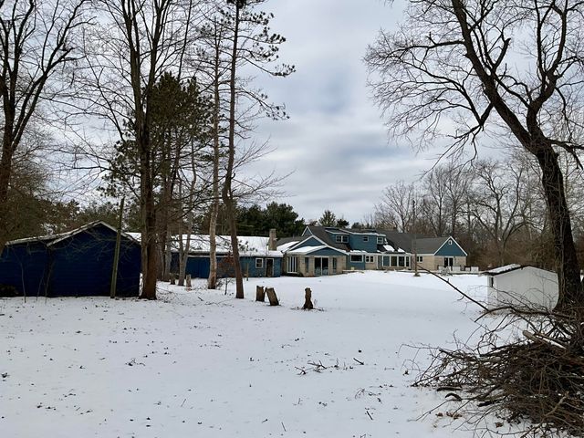 2240 S 350 E, Knox, IN 46534