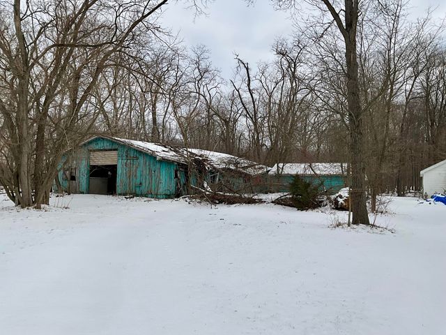 2240 S 350 E, Knox, IN 46534