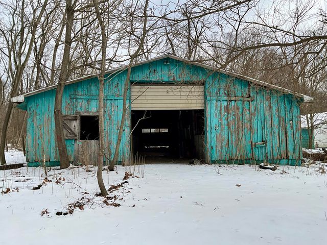 2240 S 350 E, Knox, IN 46534