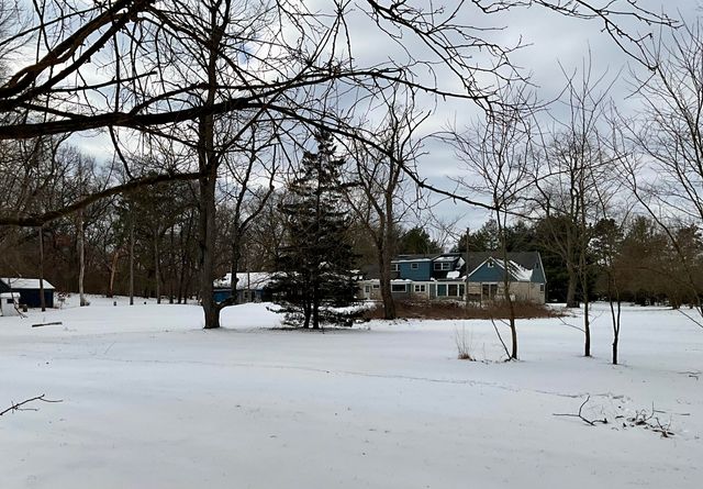 2240 S 350 E, Knox, IN 46534