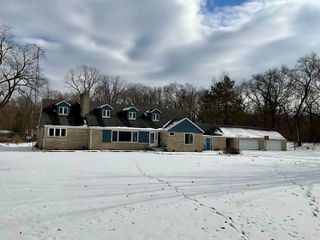 2240 S 350 E, Knox, IN 46534