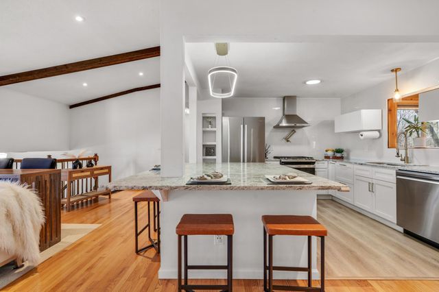 419 Springhill Road, Vadnais Heights, MN 55127