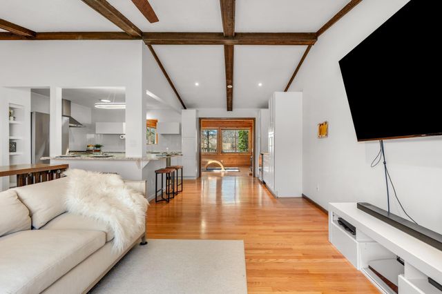 419 Springhill Road, Vadnais Heights, MN 55127