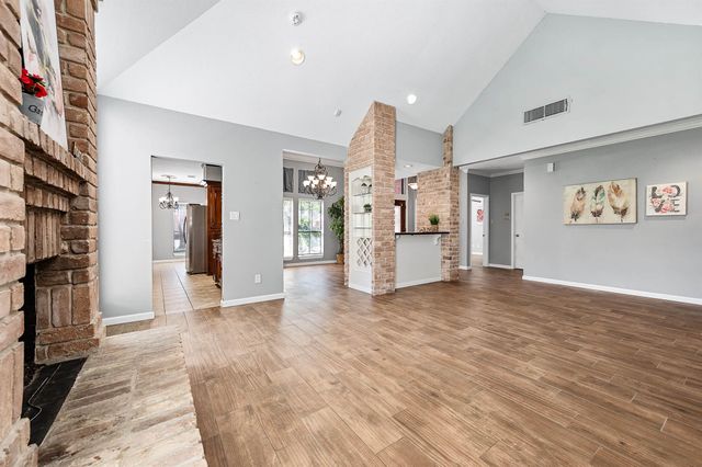 11606 Aspenway Drive, Houston, TX 77070