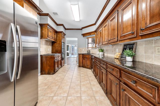 11606 Aspenway Drive, Houston, TX 77070