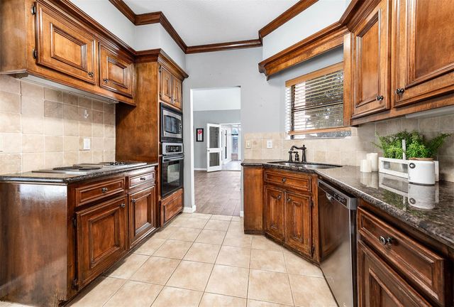 11606 Aspenway Drive, Houston, TX 77070
