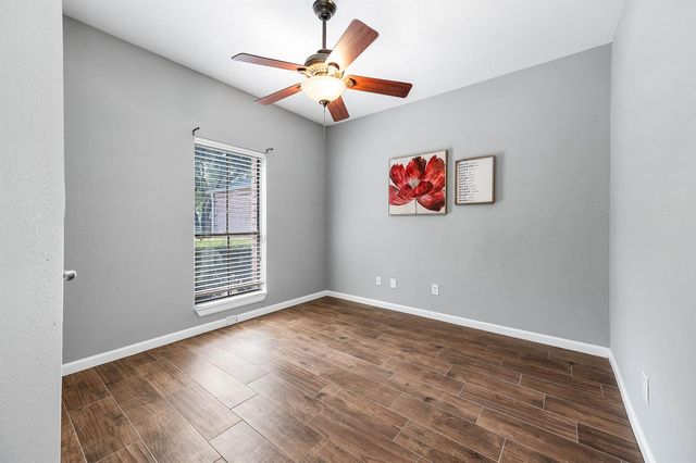 11606 Aspenway Drive, Houston, TX 77070