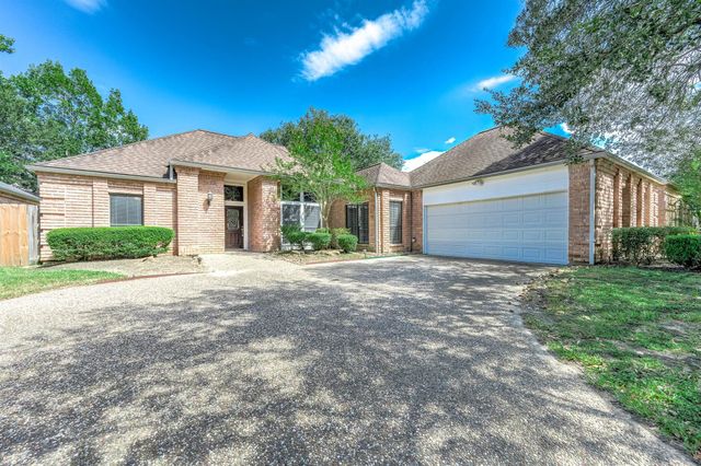 11606 Aspenway Drive, Houston, TX 77070