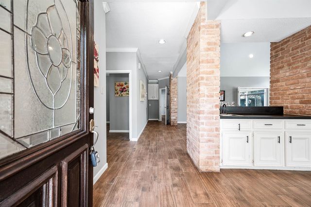 11606 Aspenway Drive, Houston, TX 77070