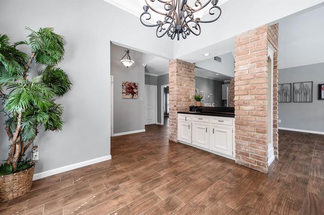 11606 Aspenway Drive, Houston, TX 77070