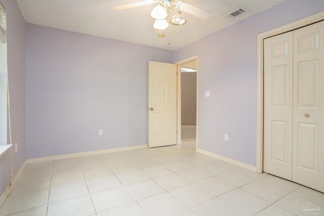 1860 Sparrow Ln, Navarre, FL 32566