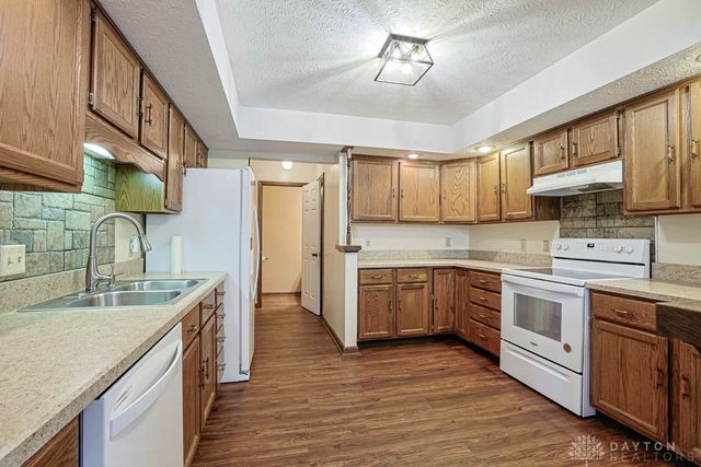 6331 Adams Circle 16, Washington Twp, OH 45459