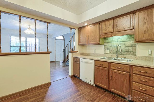 6331 Adams Circle 16, Washington Twp, OH 45459