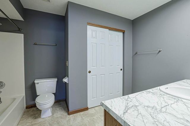 6331 Adams Circle 16, Washington Twp, OH 45459