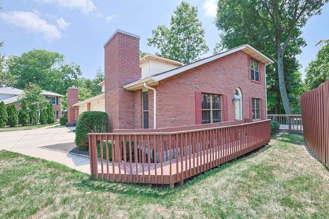6331 Adams Circle 16, Washington Twp, OH 45459