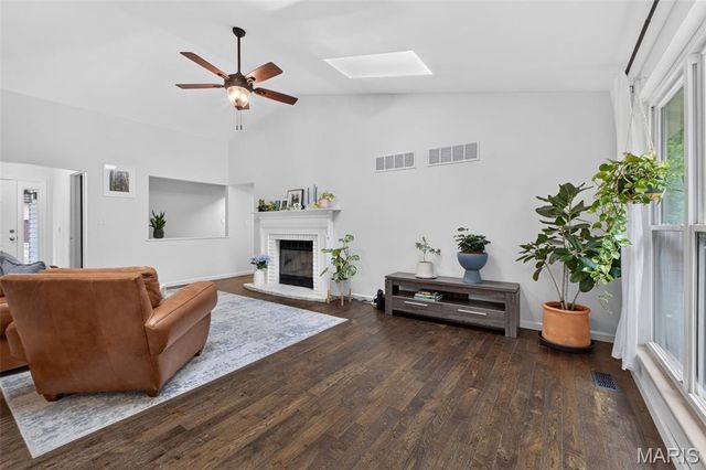 38 Barrington Drive, O'fallon, MO 63376