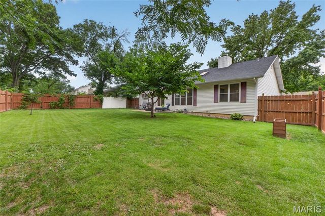38 Barrington Drive, O'fallon, MO 63376