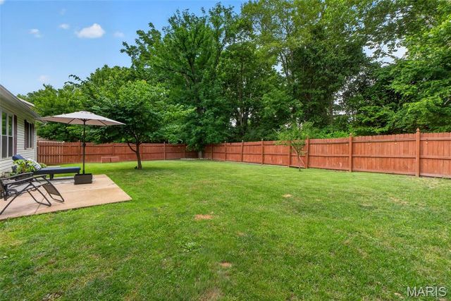 38 Barrington Drive, O'fallon, MO 63376