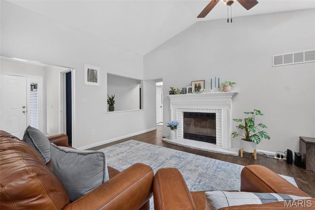 38 Barrington Drive, O'fallon, MO 63376