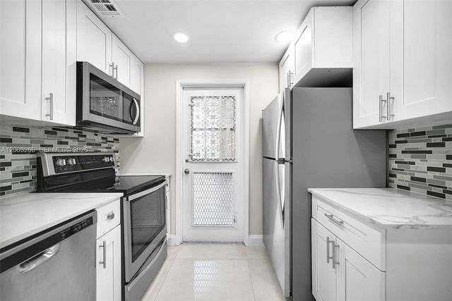 3200 N Palm Aire Drive 610, Pompano Beach, FL 33069