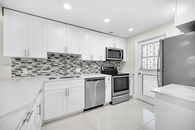 3200 N Palm Aire Drive 610, Pompano Beach, FL 33069