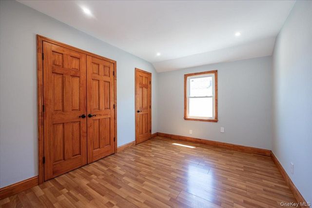 91-19 216th Street, Queens Village, NY 11428