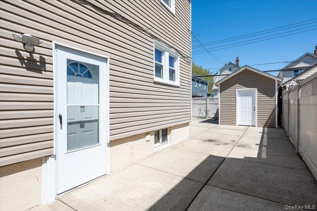 91-19 216th Street, Queens Village, NY 11428