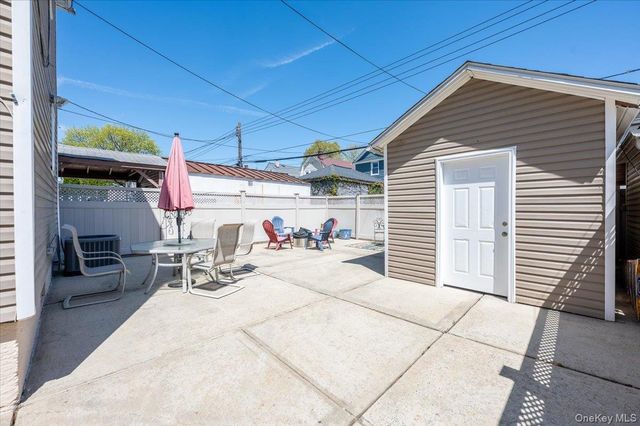 91-19 216th Street, Queens Village, NY 11428