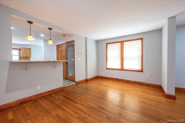 91-19 216th Street, Queens Village, NY 11428