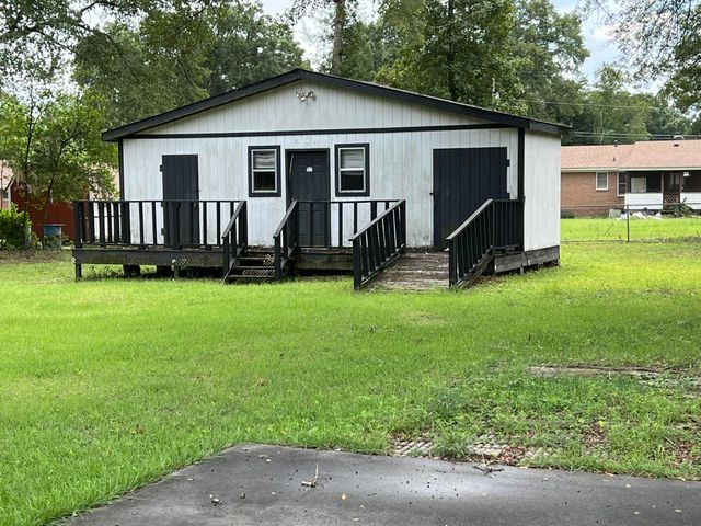 136 Highland Park Circle, Cordova, SC 29039