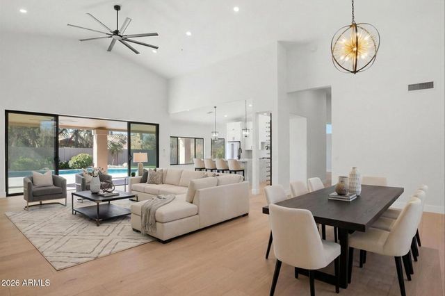 9373 E QUARRY Trail, Scottsdale, AZ 85262