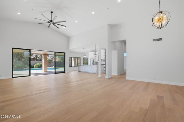 9373 E QUARRY Trail, Scottsdale, AZ 85262