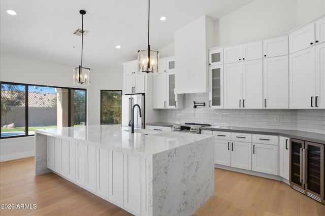 9373 E QUARRY Trail, Scottsdale, AZ 85262