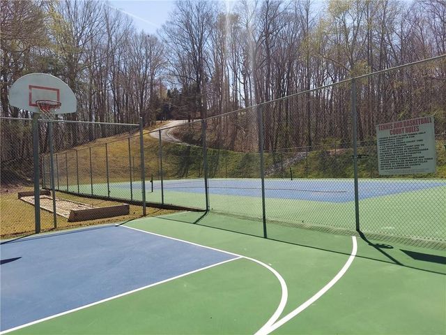 6305 Falcon Lane, Gainesville, GA 30506