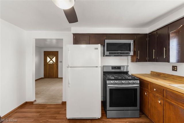 640 Tenney Avenue, Campbell, OH 44405