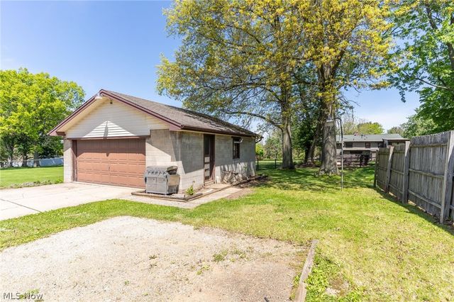 640 Tenney Avenue, Campbell, OH 44405