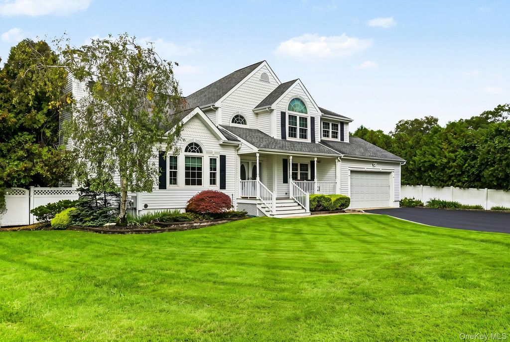 26 Layton Lane, Centereach, NY 11720 — exterior