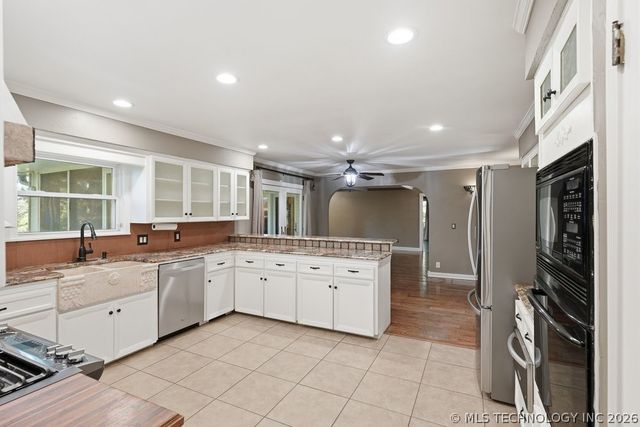 10654 S 66th East Avenue, Tulsa, OK 74133