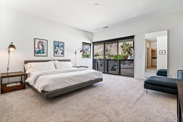 671 E Arenas Road, Palm Springs, CA 92262