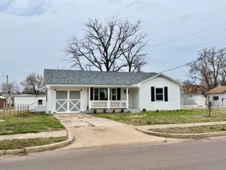 405 W 1st Street, Mountain Grove, MO 65711
