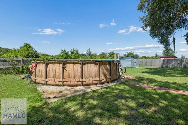 455 Mancey Garrason Loop NE, Ludowici, GA 31316