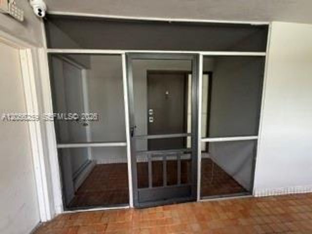 1670 NE 191st St 302-3, Miami, FL 33179